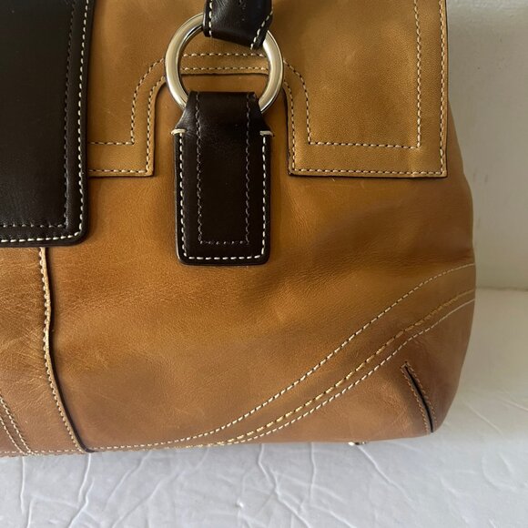 Y2K COACH SOHO HAMPTON SATCHEL BUCKLE LEATHER TWO TONE BAG - Picture 5 of 9